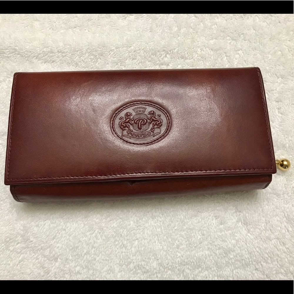 Peridot Leather Wallet.
